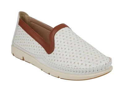 GC Shoes Norah Perforated Two-Tone Flats 6 GC Shoes Norah Perforated Two-Tone Flats - Image 6
