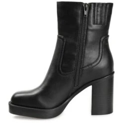 Journee Collection Womens Brittany Tru Comfort Foam Inside Zip Platform Booties