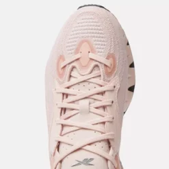 Reebok Zig Kinetica 3 Shoes 17 Reebok Zig Kinetica 3 Shoes -Minnetonka Shoes Shop GUEST aac9c66e 1639 4583 9786 6d6d6594eca1