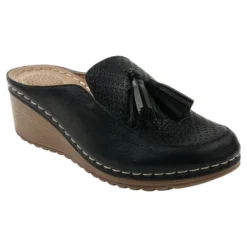 GC Shoes Dacey Tassel Slide Wedge Mule -Minnetonka Shoes Shop GUEST ef1385c7 3726 4010 8ce8 1fccf4a46af4