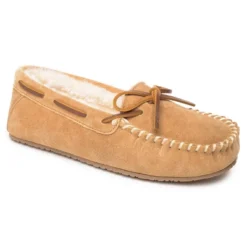 Minnetonka Women's Comfy Moc Moccasin Slippers -Minnetonka Shoes Shop GUEST f91733fa 2c61 493e 9956 4d42e0c94051