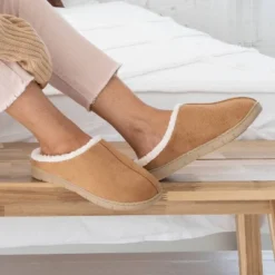 Isotoner Women's Rory Microsuede Hoodback Slippers 7 Isotoner Women's Rory Microsuede Hoodback Slippers -Minnetonka Shoes Shop GUEST fee2af26 c05c 42e7 9243 815046a4dbd8